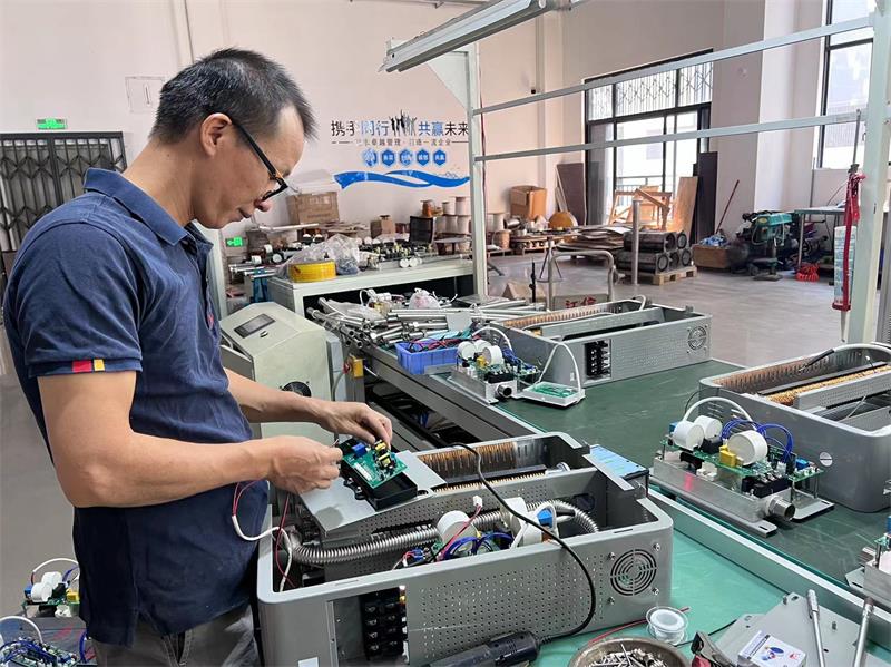 電磁加熱器硬件不外乎選用的品牌以及型號(hào)的價(jià)格差異.jpg